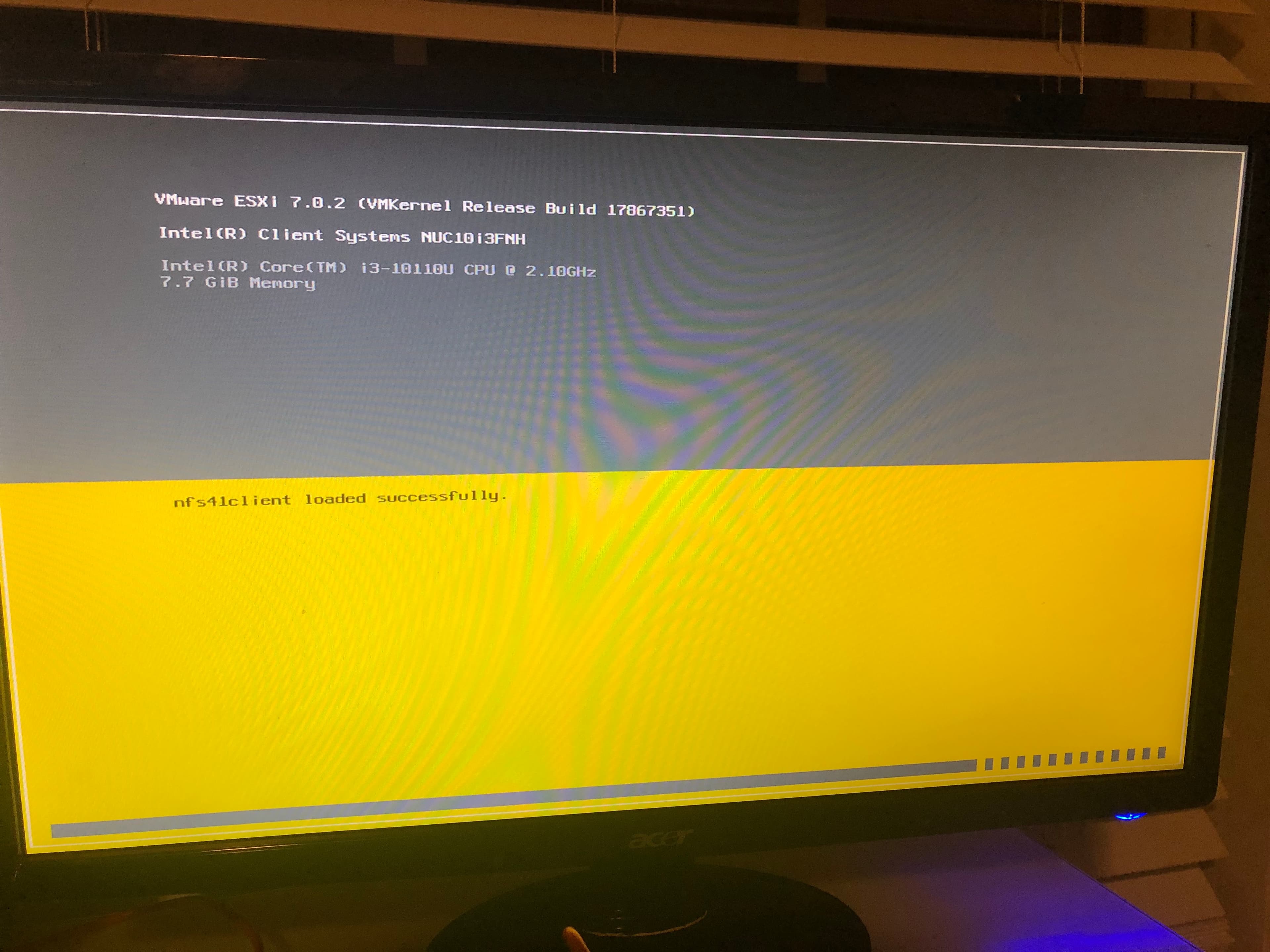 esxi installer booting
